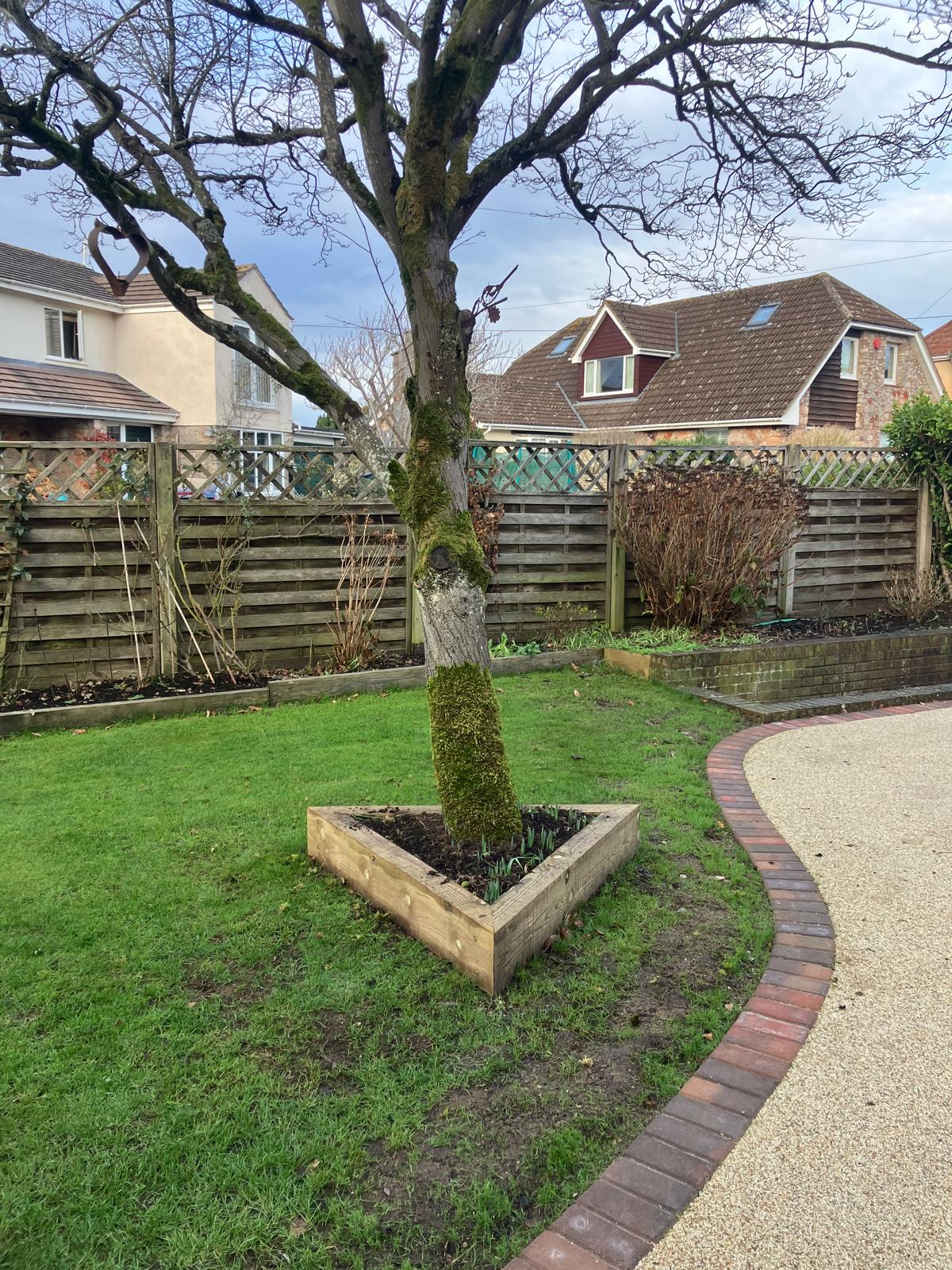 Tree border with sleepers